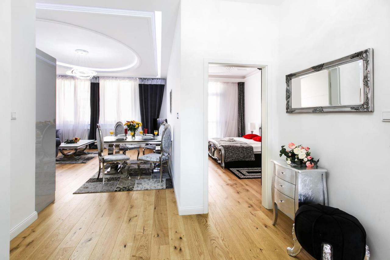 Old Town Cristal Apartment By Otium Krakow Exterior photo